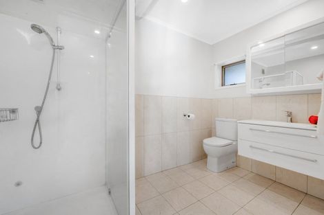 Photo of property in 1/30 Curacao Place, Half Moon Bay, Auckland, 2012