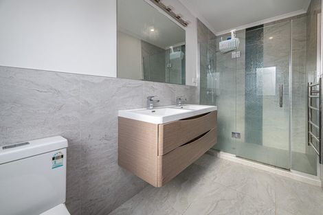 Photo of property in 24 Eric Gifford Drive, Ranui, Auckland, 0612