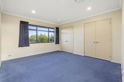 Photo of property in 8 Oldfield Court, Huntington, Hamilton, 3210