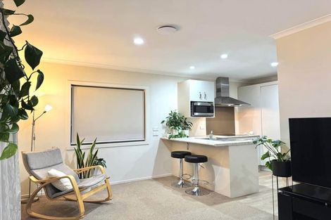 Photo of property in 15 Kowhai Grove, Raumati Beach, Paraparaumu, 5032