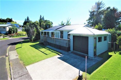 Photo of property in 17 Mako Avenue, Whiritoa, Whangamata, 3691