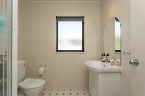 Photo of property in 22 Greenwich Street, Richmond Heights, Taupo, 3330