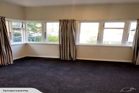 Photo of property in 410 Muritai Road, Eastbourne, Lower Hutt, 5013