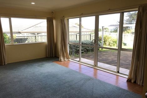 Photo of property in 21 Sheralee Place, Bucklands Beach, Auckland, 2014