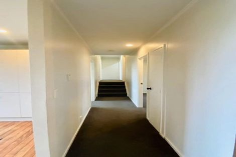 Photo of property in 14a Target Road, Totara Vale, Auckland, 0629