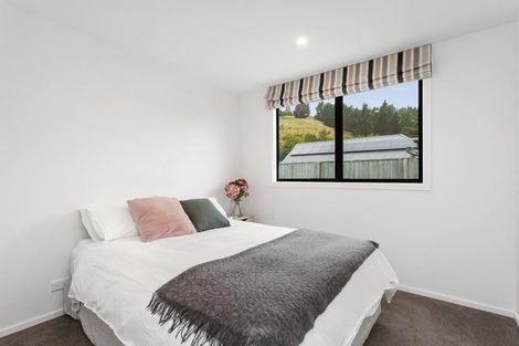 Photo of property in 4 Caro Lane, Cracroft, Christchurch, 8022