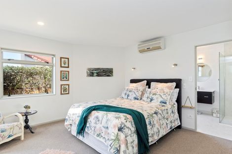 Photo of property in 13 Oriental Parade, Papamoa Beach, Papamoa, 3118