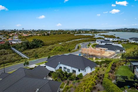 Photo of property in 96 Arran Point Parade, Orewa, 0931