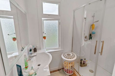 Photo of property in 2 Moore Avenue, Tawhero, Whanganui, 4501