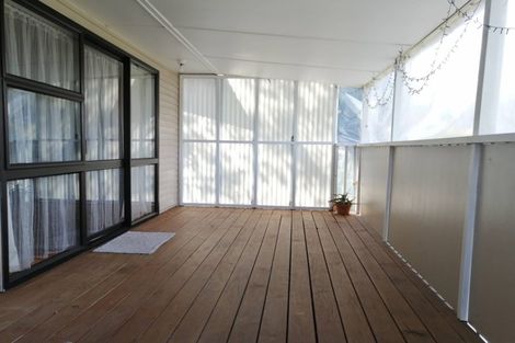 Photo of property in 60 Glendene Avenue, Glendene, Auckland, 0602