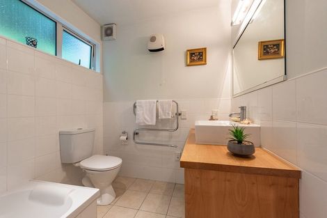 Photo of property in 75a South Karori Road, Karori, Wellington, 6012