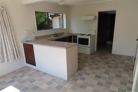 Photo of property in 2/33 Curacao Place, Half Moon Bay, Auckland, 2012