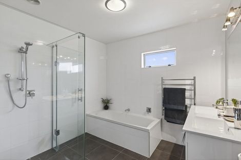 Photo of property in 2 John Mana Way, Marfell, New Plymouth, 4310