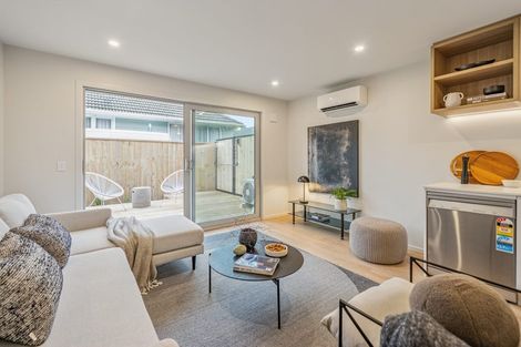 Photo of property in 1058 High Street, Avalon, Lower Hutt, 5011