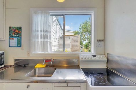 Photo of property in 187 Edgecumbe Road, Tauranga South, Tauranga, 3112