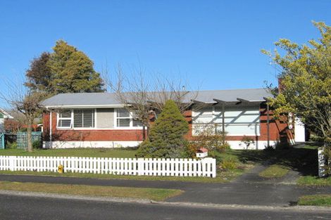 Photo of property in 6 Cranwell Place, Hillcrest, Hamilton, 3216