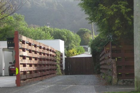 Photo of property in 340 Stokes Valley Road, Stokes Valley, Lower Hutt, 5019