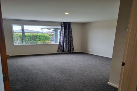 Photo of property in 22 Amberley Beach Road, Amberley, 7410