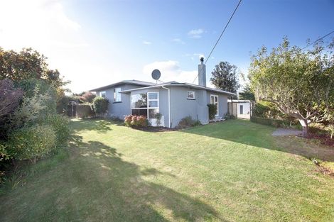 Photo of property in 25 Levin Street, Halcombe, Feilding, 4779