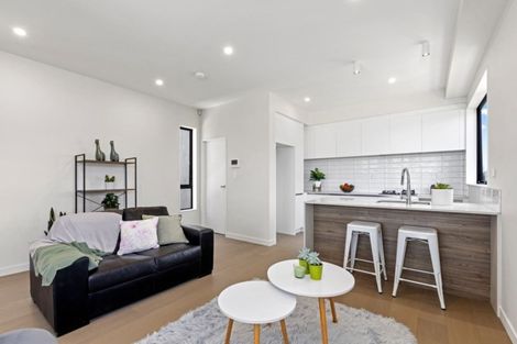 Photo of property in 67e Lake Road, Devonport, Auckland, 0624