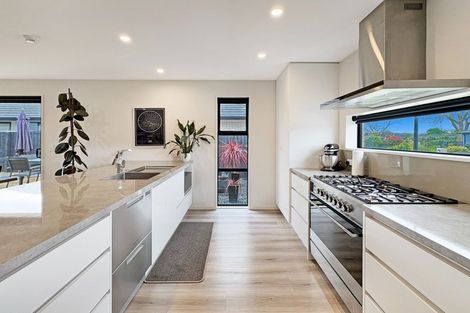Photo of property in 30 Minerva Crescent, Woodend, 7610