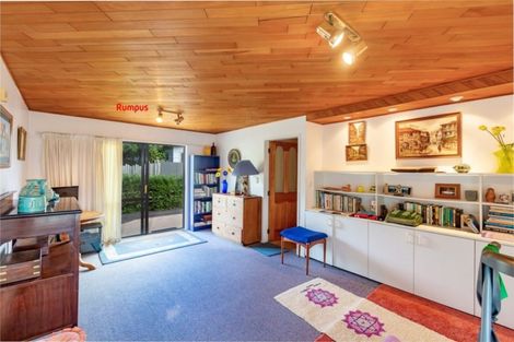 Photo of property in 56 The Parade, Paekakariki, 5034