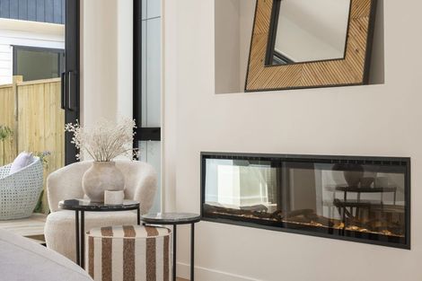 Photo of property in 102e Te Oneroa Way, Long Bay, Auckland, 0630