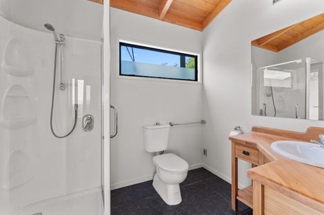 Photo of property in 62 Sunglo Terrace, Otaki, 5512