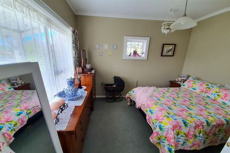 Photo of property in 4 Holmes Street, Waimate, 7924