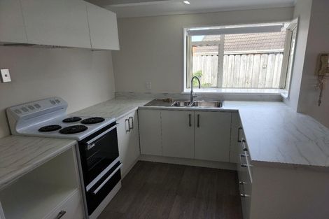 Photo of property in 5/57 Weiti Road, Orewa, 0931