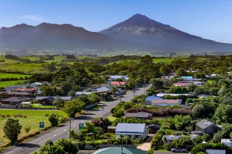 Photo of property in 1 Mahuru Lane, Okato, 4335