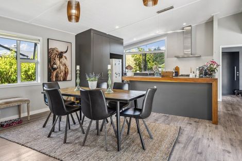 Photo of property in 18 Lakemere Way, Kinloch, Taupo, 3377