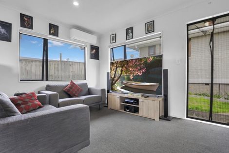 Photo of property in 27 Antrim Crescent, Otara, Auckland, 2023