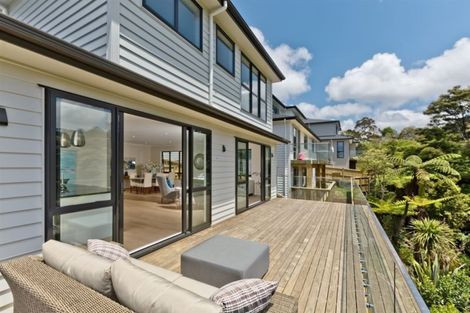 Photo of property in 30 Para Close, Fairview Heights, Auckland, 0632