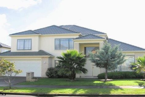 Photo of property in 56 Claremont Way, East Tamaki Heights, Auckland, 2016