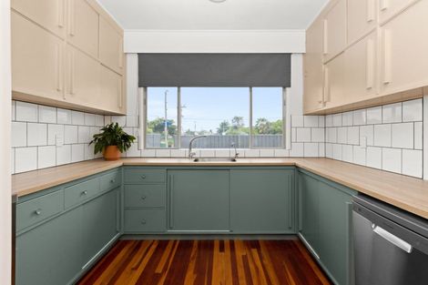 Photo of property in 86a Avondale Road, Avondale, Auckland, 1026