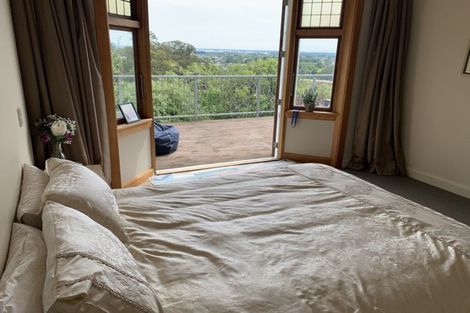 Photo of property in 40 Hackthorne Road, Cashmere, Christchurch, 8022