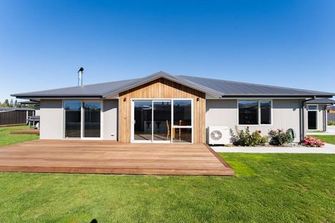 Photo of property in 7 Aoraki Crescent, Twizel, 7901