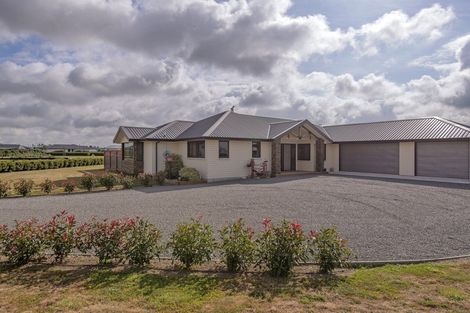 Photo of property in 24 Landsborough Drive, Darfield, 7571