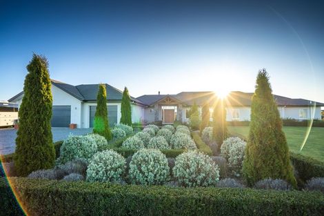 Photo of property in 3 Whitcombe Place, Darfield, 7571