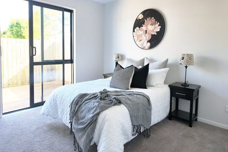 Photo of property in 6/684 Te Atatu Road, Te Atatu Peninsula, Auckland, 0610