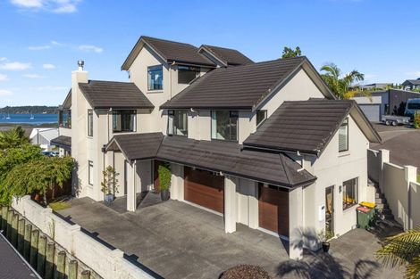 Photo of property in 16 Parkland Rise, Omokoroa, 3114