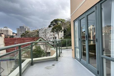 Photo of property in 12/80 Salamanca Road, Kelburn, Wellington, 6012