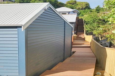 Photo of property in 8a Hawkhurst Road, Lyttelton, 8082