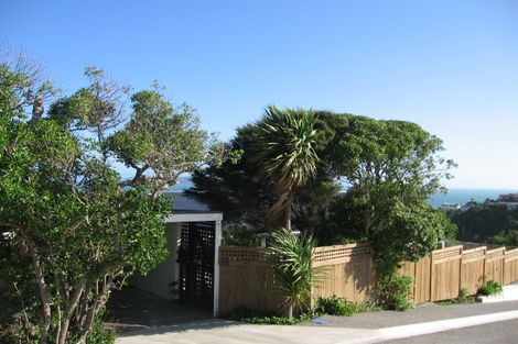 Photo of property in 36 Roys Road, Plimmerton, Porirua, 5026