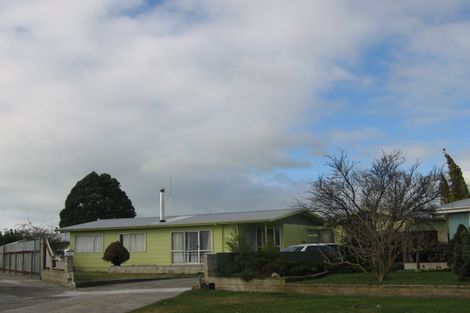 Photo of property in 13 Tait Drive, Greenmeadows, Napier, 4112