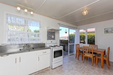 Photo of property in 282 Mangorei Road, Merrilands, New Plymouth, 4312