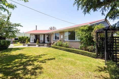 Photo of property in 30 Appleby Crescent, Burnside, Christchurch, 8053