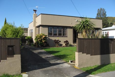 Photo of property in 15 Avon Street, Waterloo, Lower Hutt, 5011