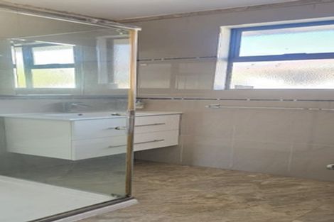 Photo of property in 51 Swaffield Road, Papatoetoe, Auckland, 2025
